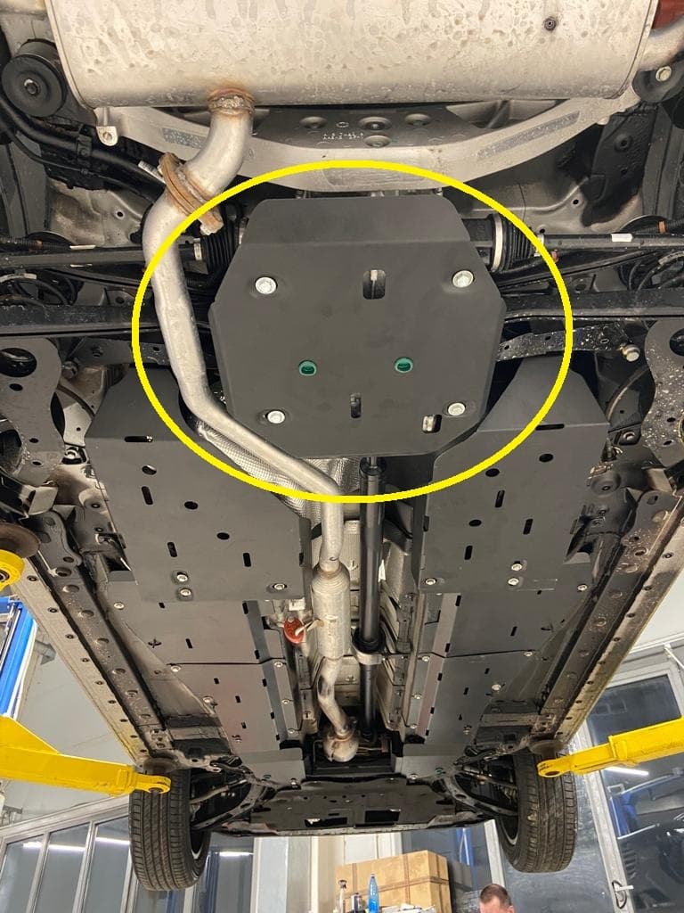 Днище полноприводного HAVAL Jolion с карданом и защитой заднего редуктора